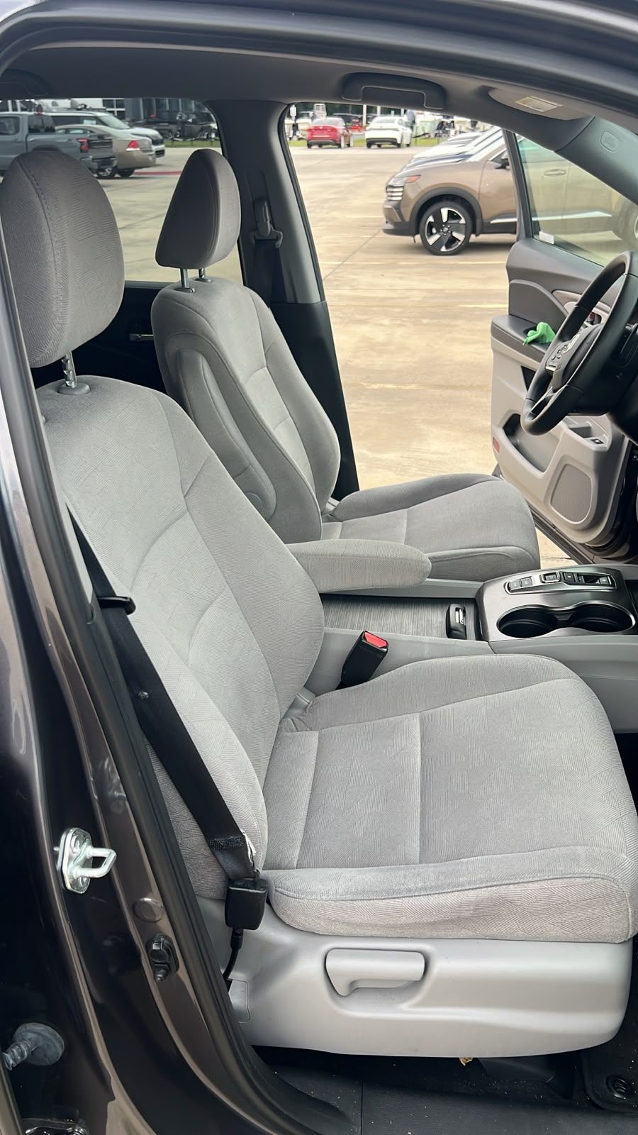 Used 2021 Honda Pilot EX image 10