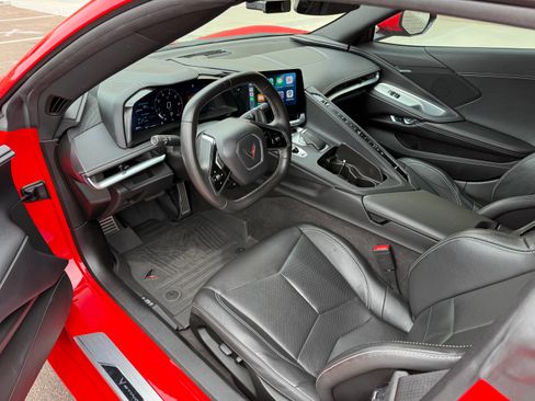 Used 2022 Chevrolet Corvette Stingray Coupe w/ 1LT image 4