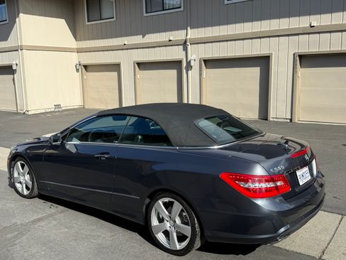 Used 2011 Mercedes-Benz E 550 Cabriolet image 12