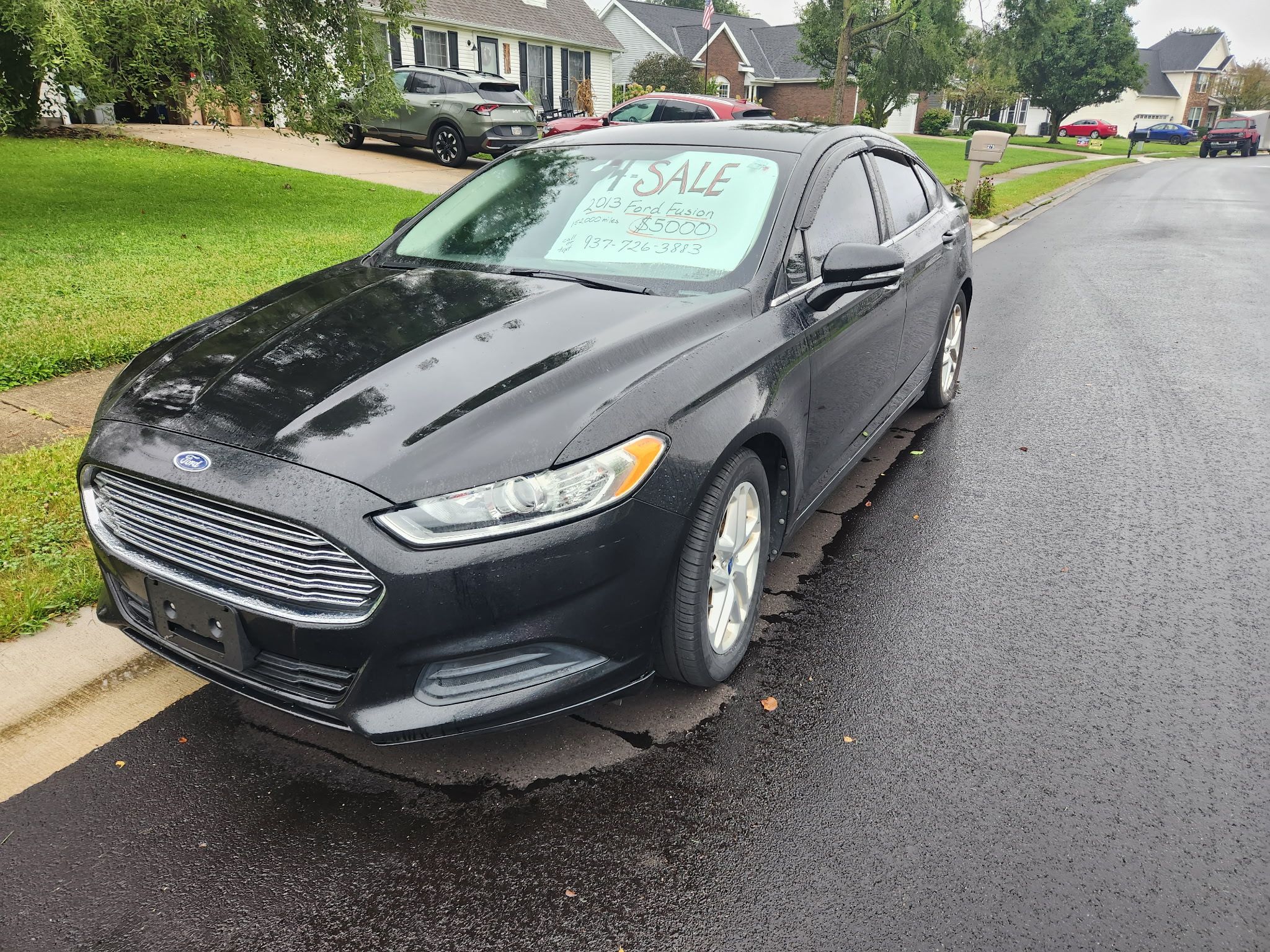 Used 2013 Ford Fusion SE FWD image 2