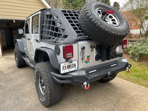 Used 2012 Jeep Wrangler Unlimited Sport AWD/4WD image 9