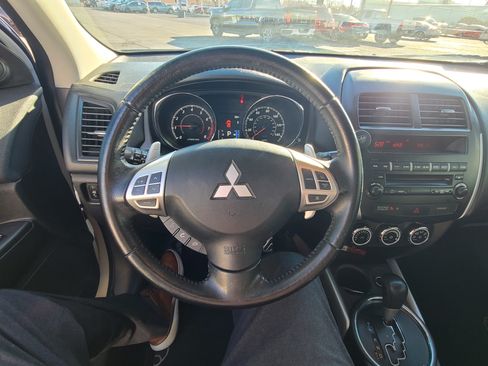Used 2013 Mitsubishi Outlander Sport LE image 9