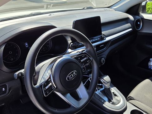 Used 2021 Kia Forte LXS image 15