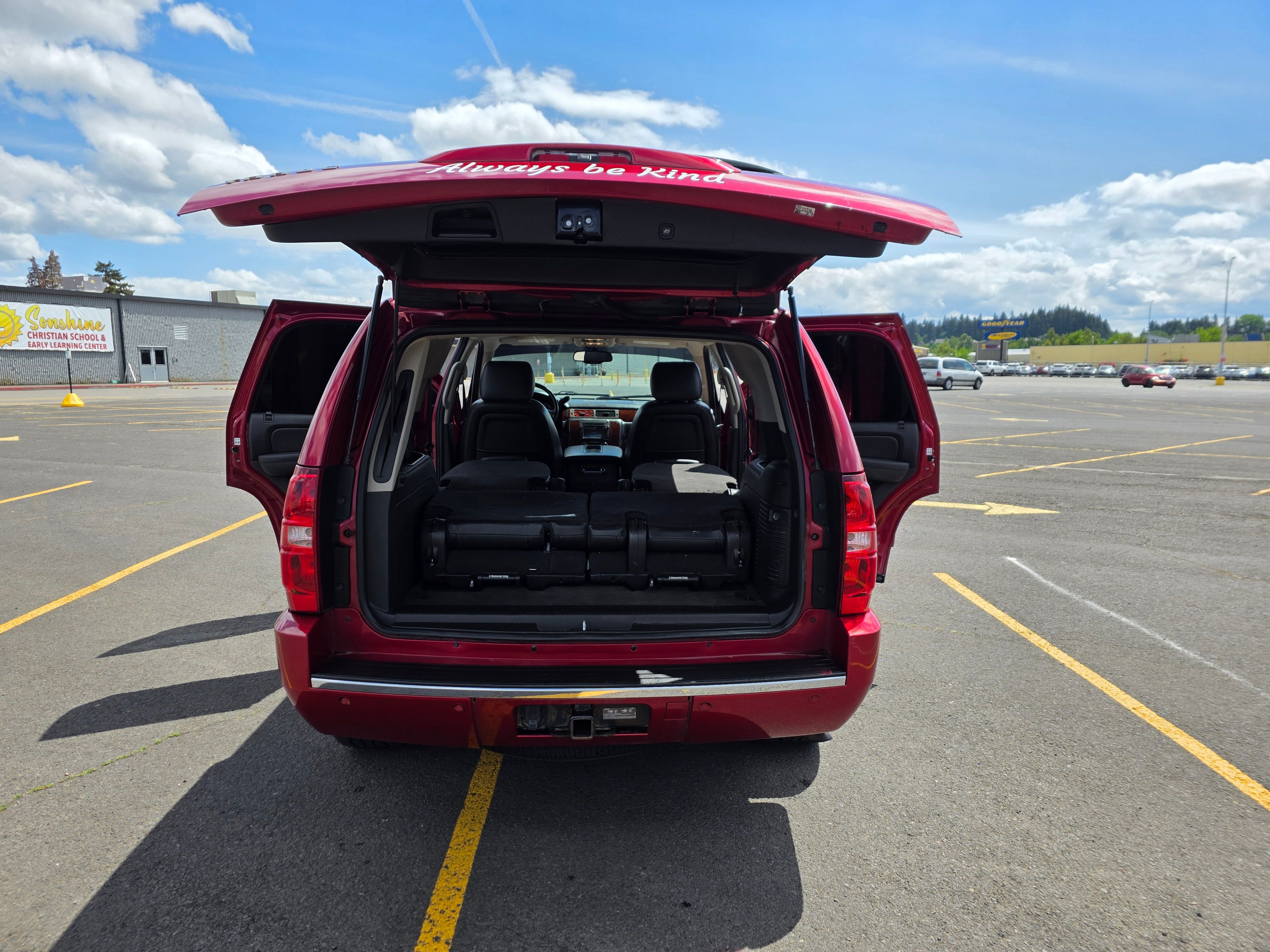 Used 2014 Chevrolet Tahoe LTZ AWD/4WD image 5