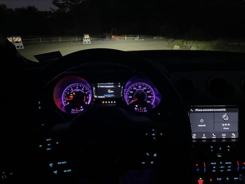 Used 2018 Ford Mustang Premium image 6