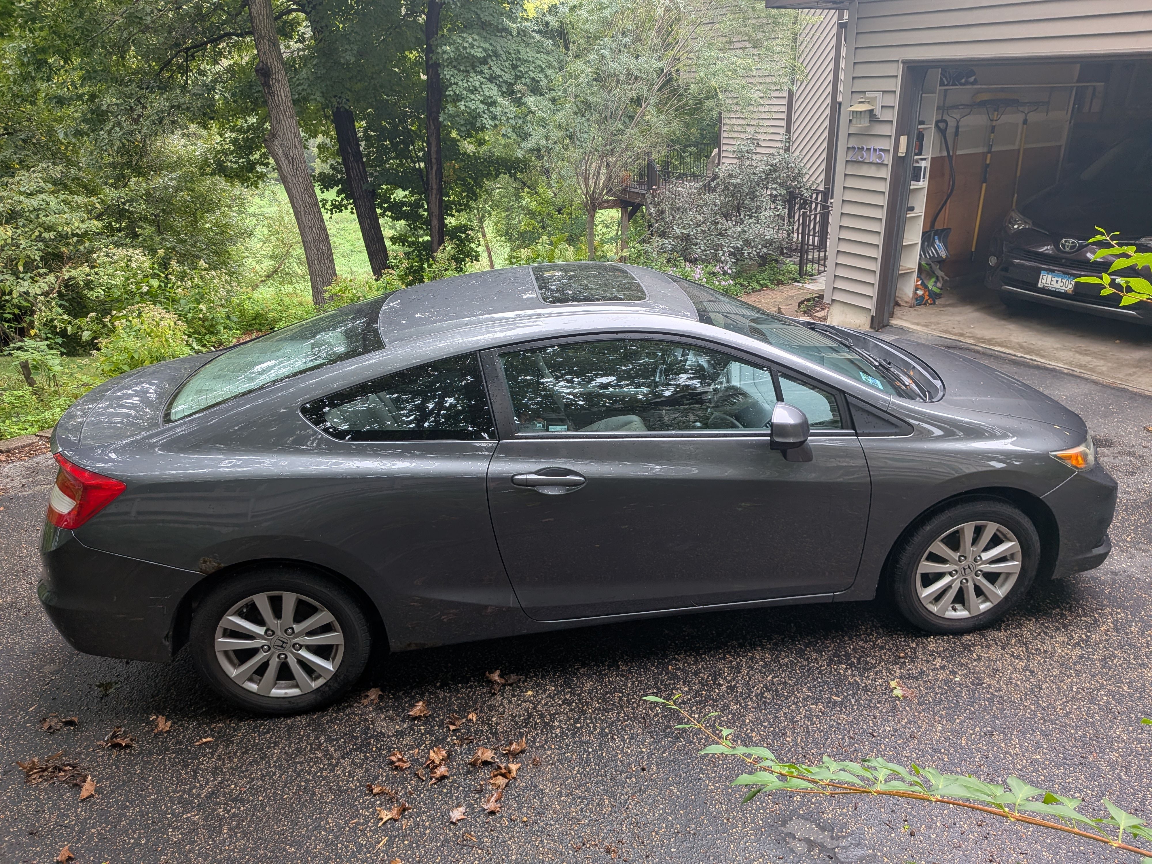 Used 2012 Honda Civic EX-L image 9