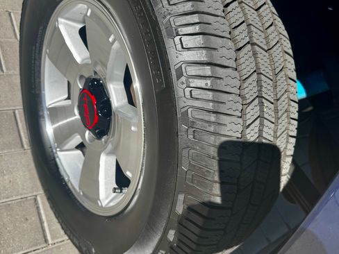 Used 2014 Toyota Tacoma PreRunner image 24