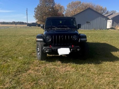 Used 2021 Jeep Wrangler Unlimited Rubicon AWD/4WD image 2