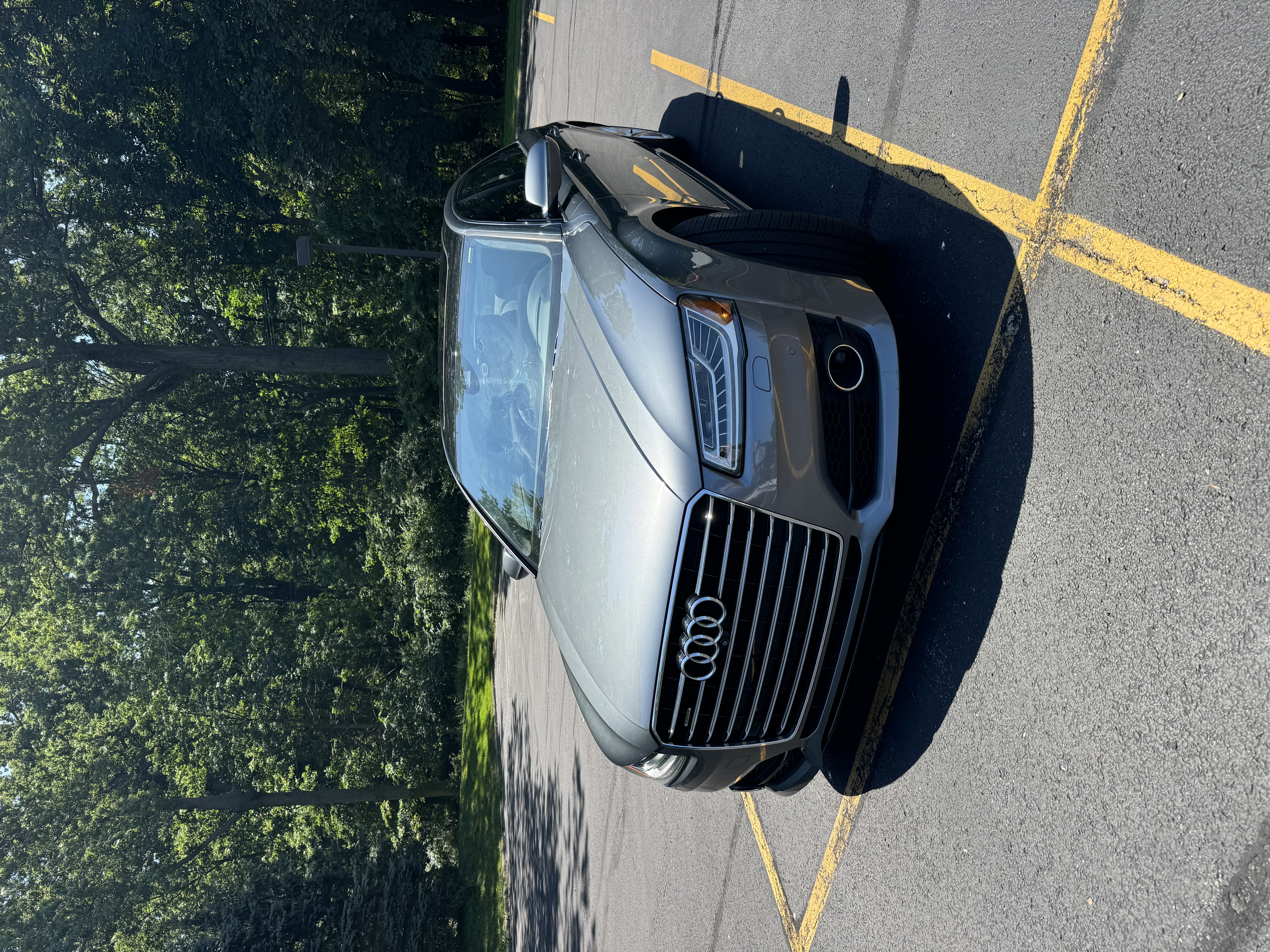 Used 2016 Audi A8 L 4.0T w/ Driver Assistance Package AWD/4WD image 1