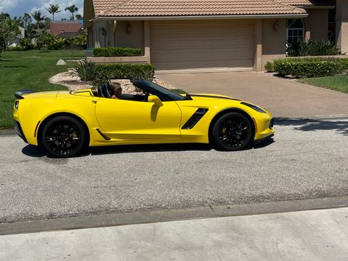 Used 2016 Chevrolet Corvette Z06 w/ 3LZ Preferred Equipment Group RWD image 23