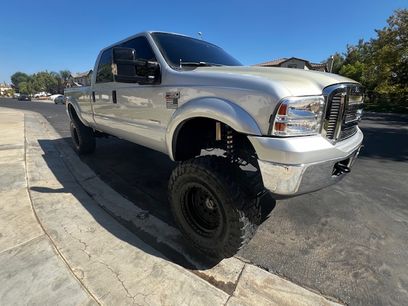 Used 2005 Ford F250 Lariat