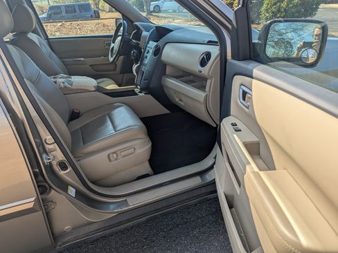 Used 2011 Honda Pilot EX-L image 5