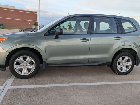 Used 2014 Subaru Forester 2.5i AWD/4WD image 1