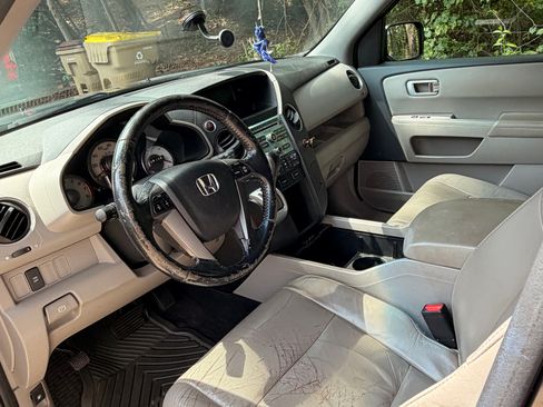 Used 2011 Honda Pilot EX-L image 11