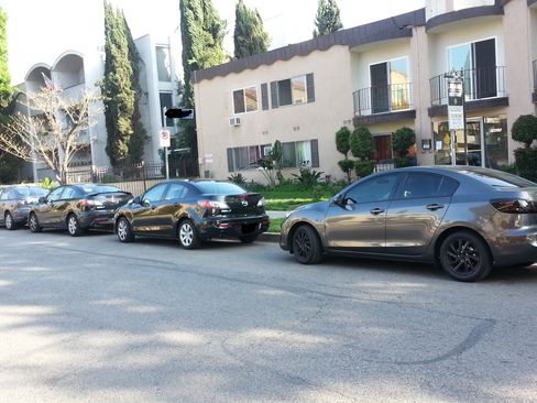 Used 2012 MAZDA MAZDA3 i Touring image 2