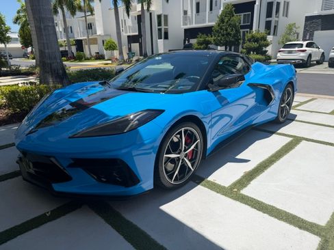 Used 2023 Chevrolet Corvette Stingray Premium Conv w/ Z51 Performance Package RWD image 5