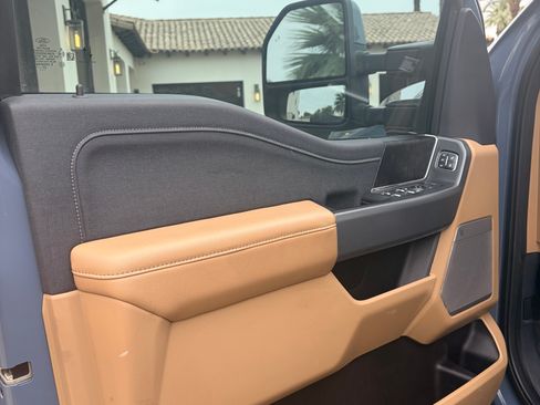 Used 2023 Ford F250 Lariat w/ Lariat Ultimate Package image 10