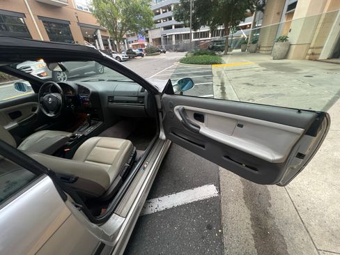 Used 1999 BMW M3 Convertible RWD image 11