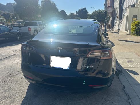 Used 2018 Tesla Model 3 Long Range image 5