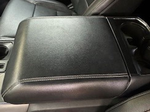 Used 2022 Ford F150 Lariat w/ Equipment Group 502A High image 18