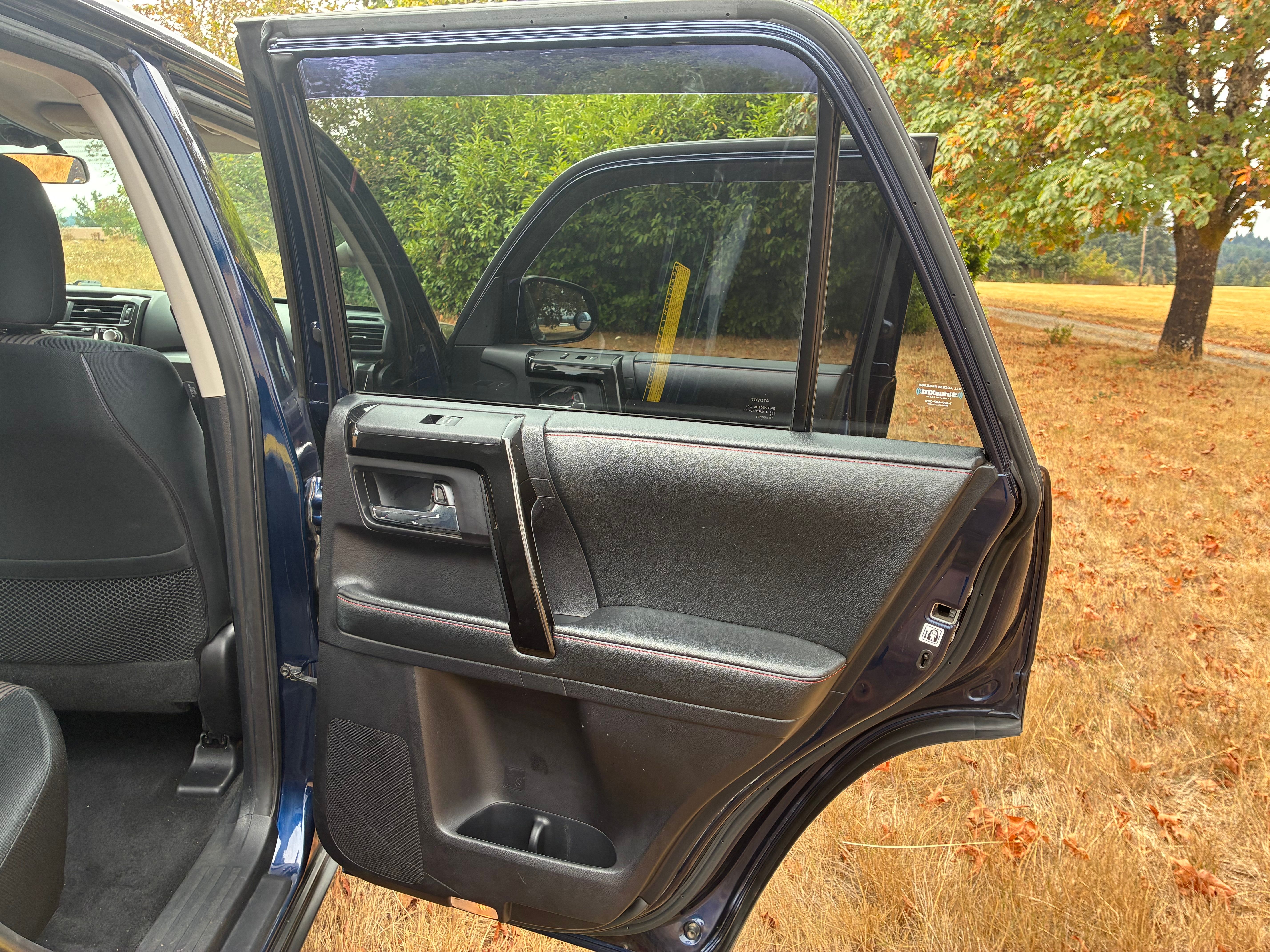 Used 2014 Toyota 4Runner Trail AWD/4WD image 19