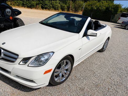 Used 2012 Mercedes-Benz E 350 Cabriolet image 4