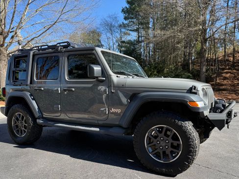 Used 2018 Jeep Wrangler Unlimited Sport S image 5