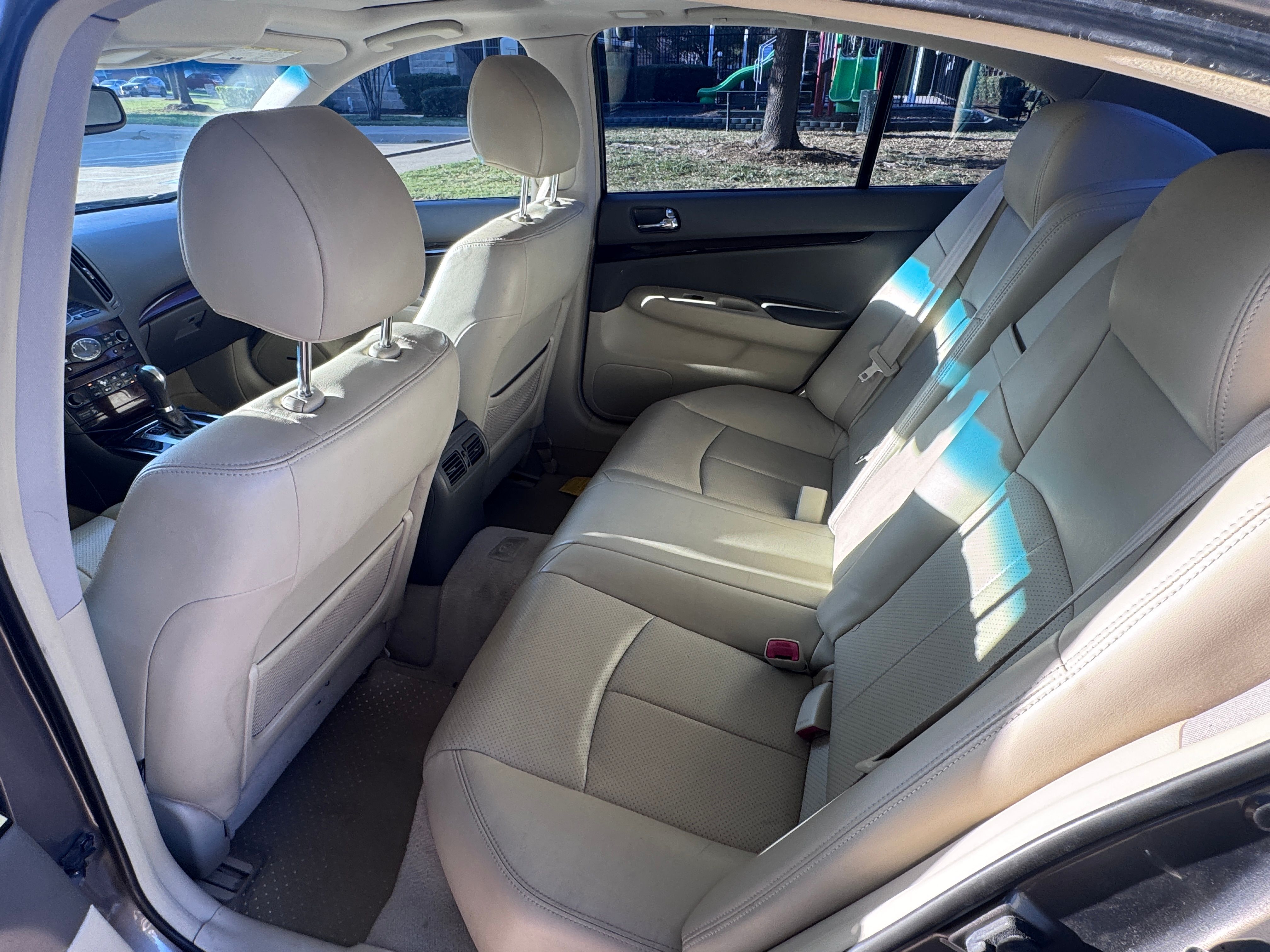 Used 2012 INFINITI G37 Journey w/ Premium Pkg RWD image 16
