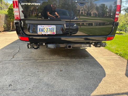 Used 2017 Mercedes-Benz Sprinter 3500 image 5