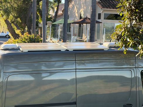 Used 2020 Mercedes-Benz Sprinter 2500 image 8