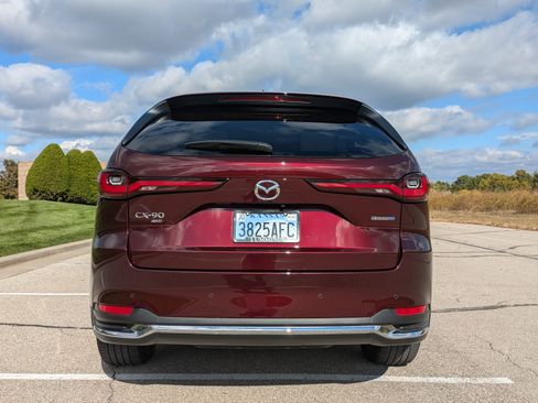 Used 2024 MAZDA CX-90 Plug-In Hybrid w/ Premium Pkg image 5