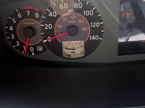 Used 2005 Nissan Quest S w/ (S01) Seat Pkg image 12