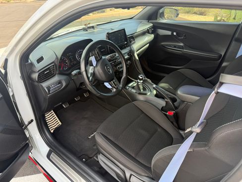 Used 2020 Hyundai Veloster N w/ Performance Package FWD image 17