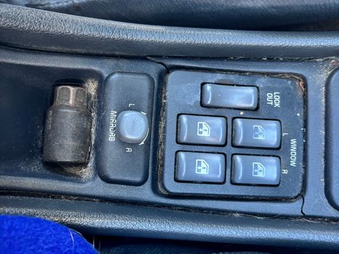 Used 1992 Pontiac Grand Am SE image 10