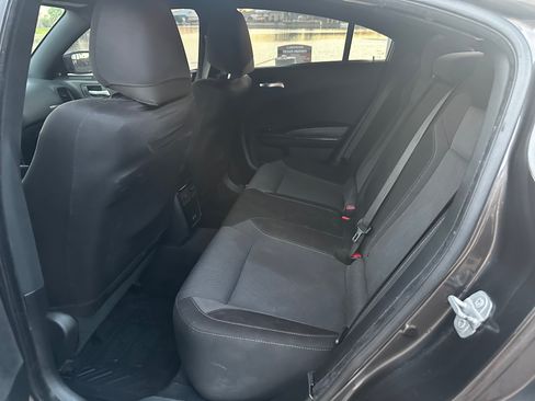 Used 2016 Dodge Charger R/T w/ Navigation & Travel Group RWD image 16