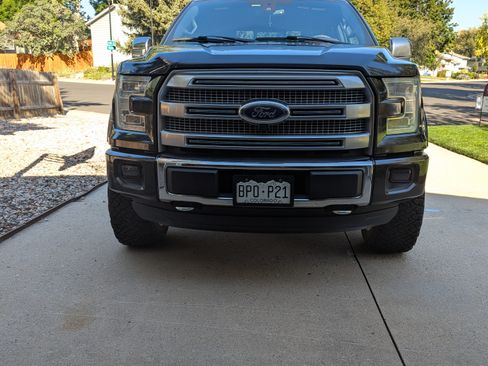 Used 2015 Ford F150 Platinum w/ Equipment Group 701A Luxury image 1