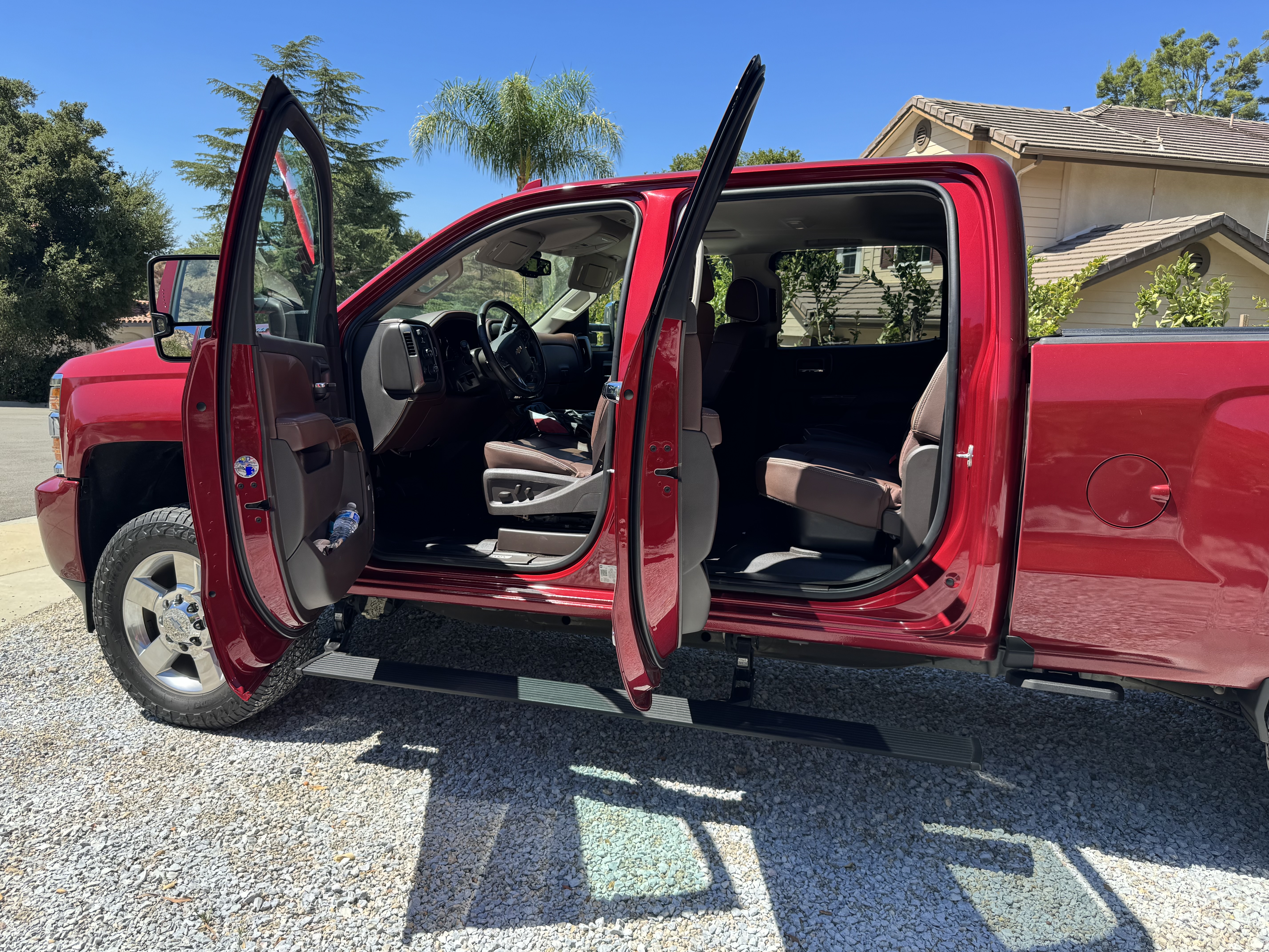 Used 2019 Chevrolet Silverado 2500 High Country w/ Duramax Plus Package AWD/4WD image 8