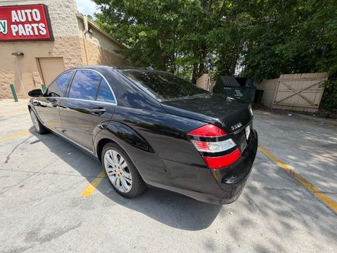 Used 2009 Mercedes-Benz S 550 4MATIC image 11