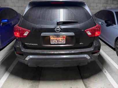Used 2020 Nissan Pathfinder SL