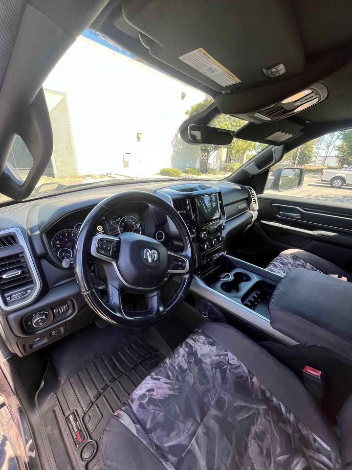 Used 2019 RAM 1500 Big Horn RWD image 9
