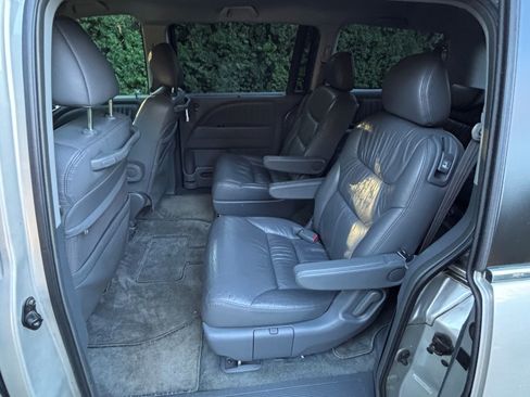 Used 2005 Honda Odyssey Touring image 12