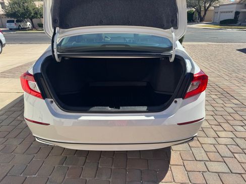 Used 2019 Honda Accord EX-L image 6