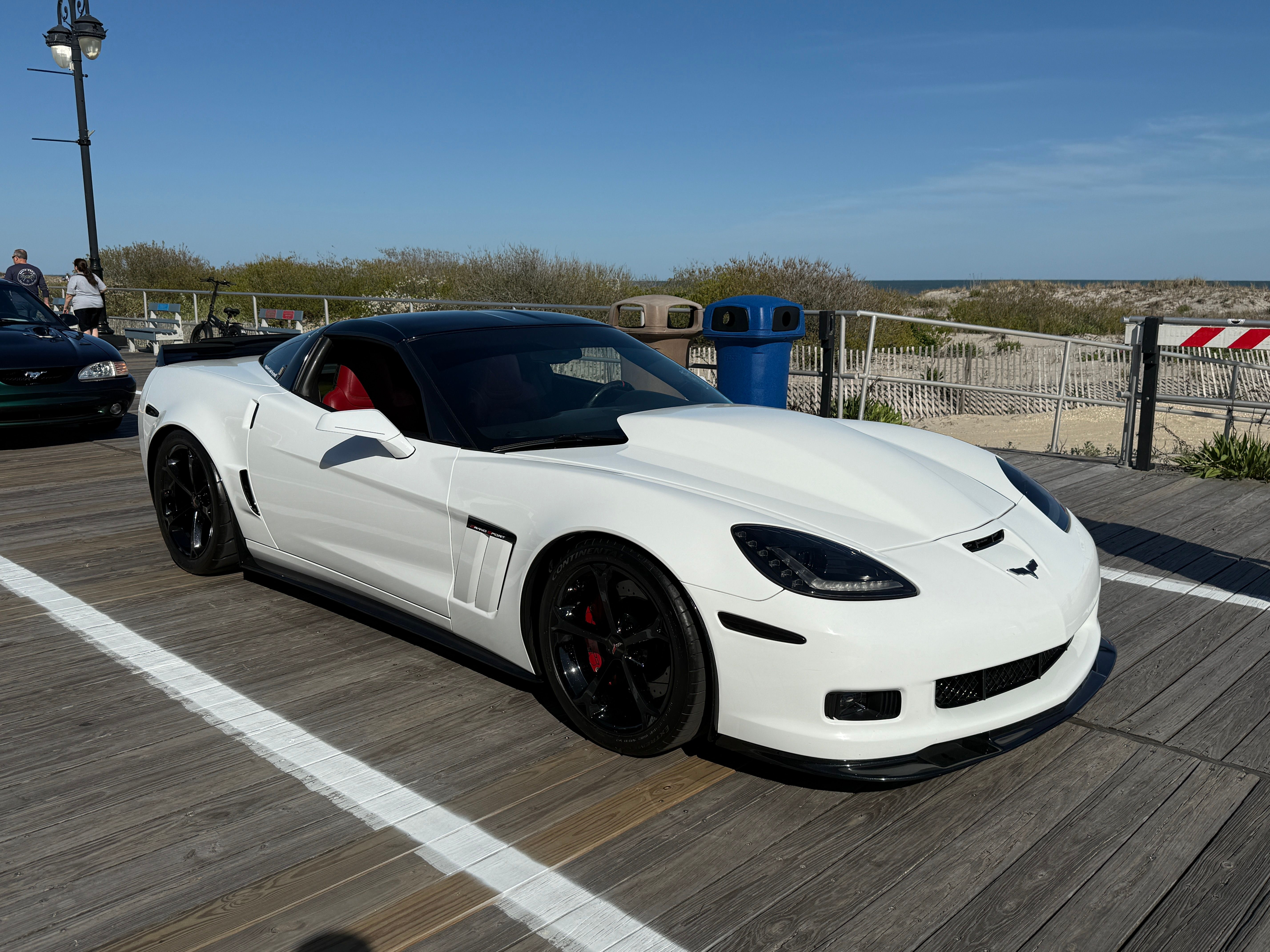 Used 2013 Chevrolet Corvette Grand Sport w/ 2LT Preferred Equipment Group RWD image 13
