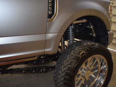 Used 2022 Ford F250 Limited image 6