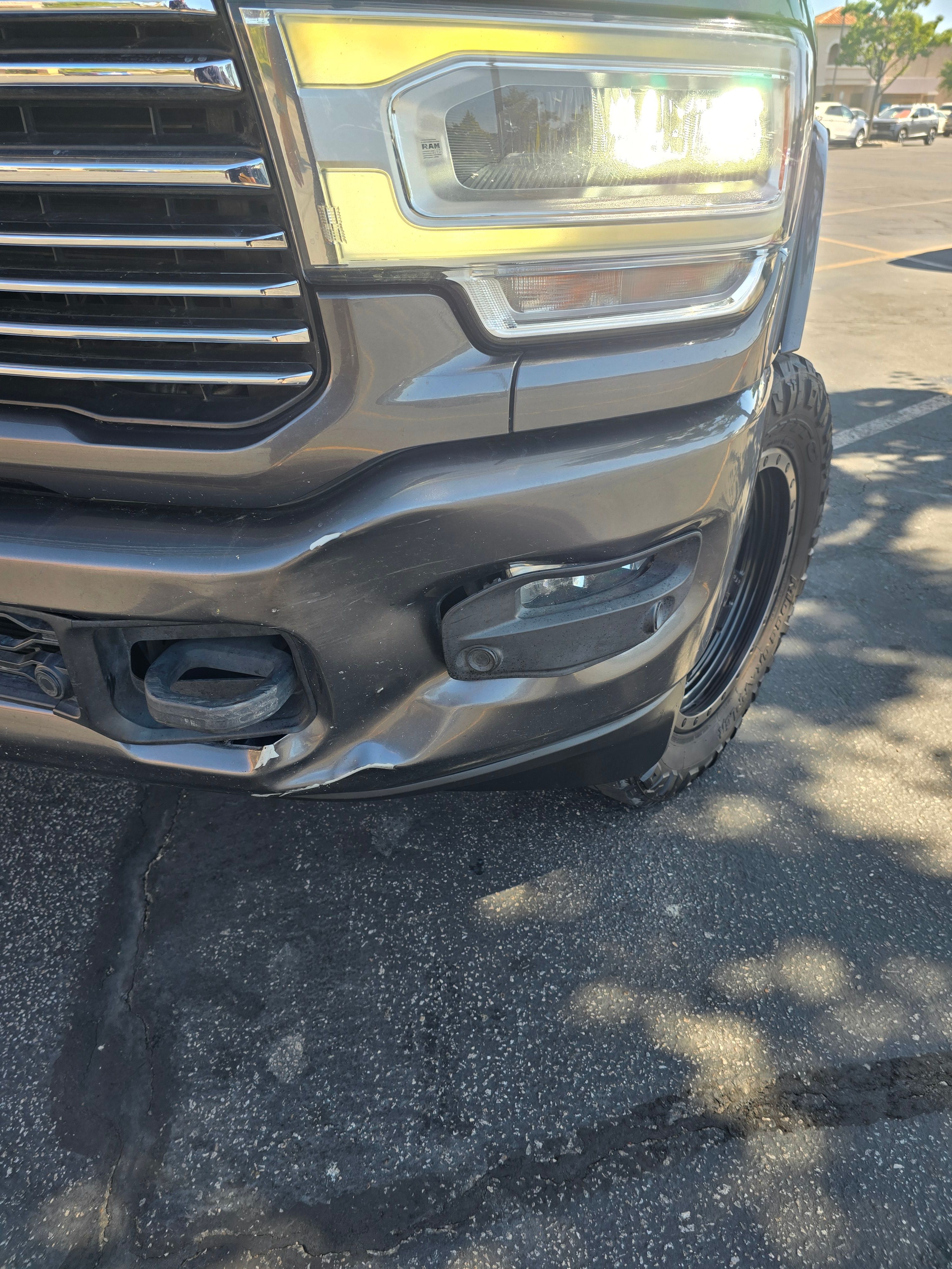 Used 2019 RAM 2500 Laramie AWD/4WD image 13