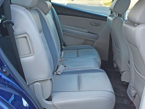 Used 2010 MAZDA CX-9 Grand Touring w/ Moonroof & Bose Audio Pkg image 24