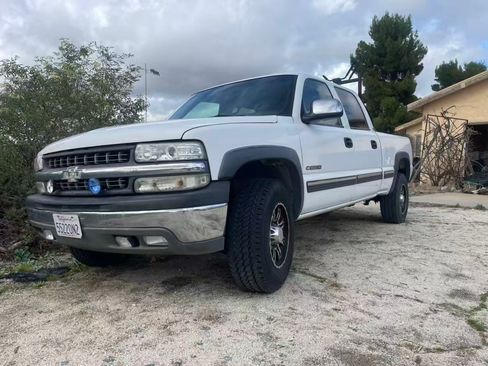 Used 2001 Chevrolet Silverado 1500 LS RWD image 1