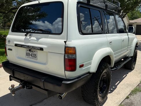 Used 1996 Toyota Land Cruiser image 12