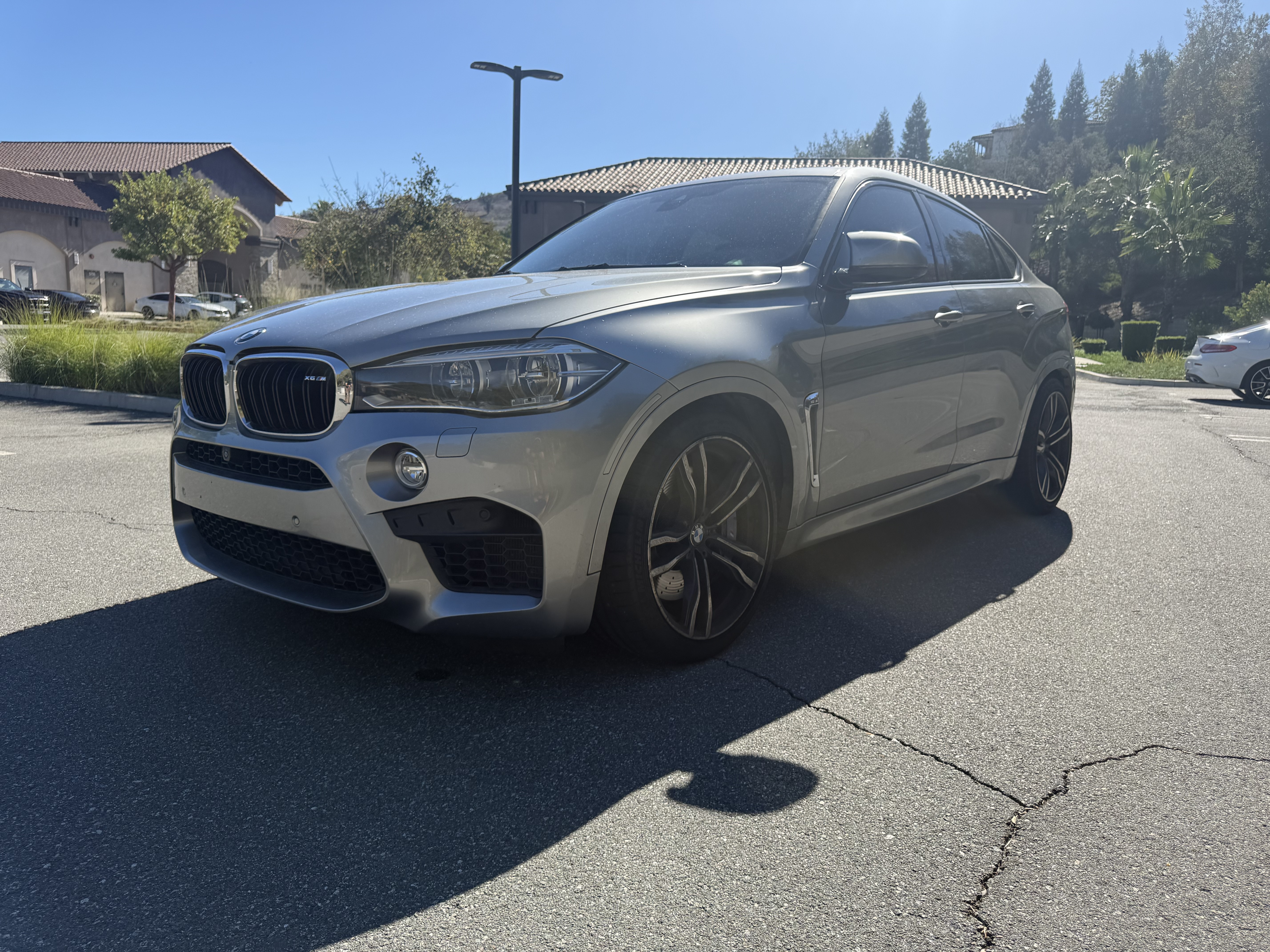 Used 2017 BMW X6 M AWD/4WD image 2