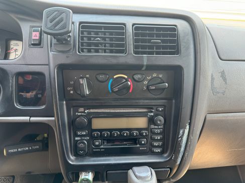 Used 2003 Toyota Tacoma PreRunner image 13